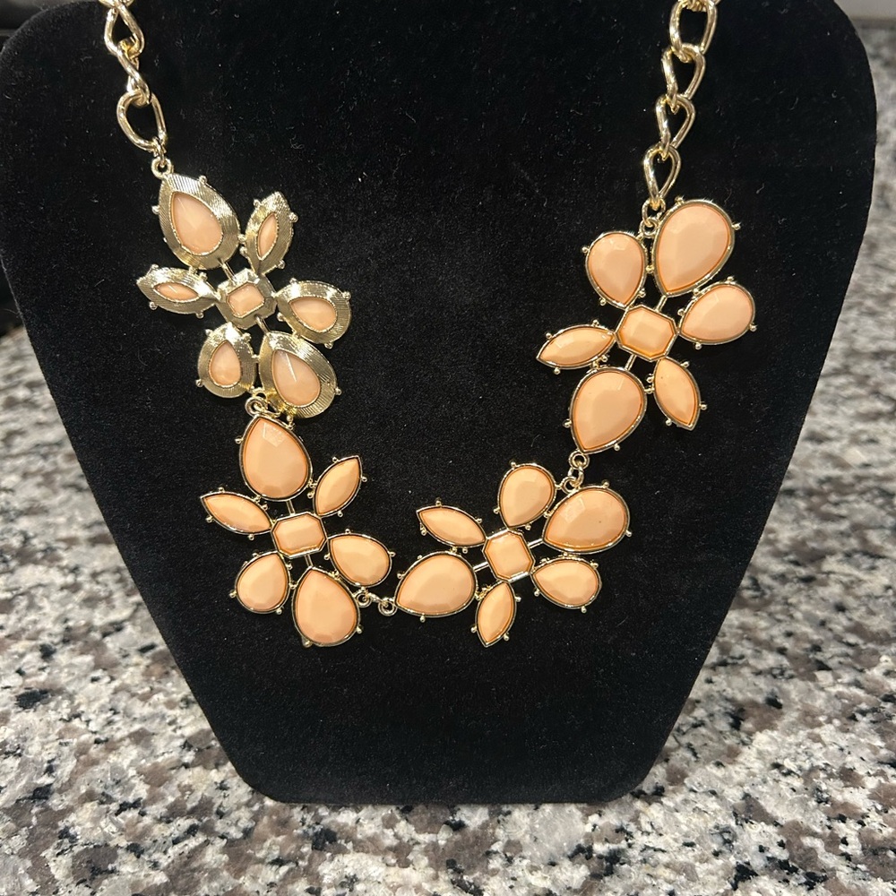 Rue21 Peach and Gold Floral Statement Necklace